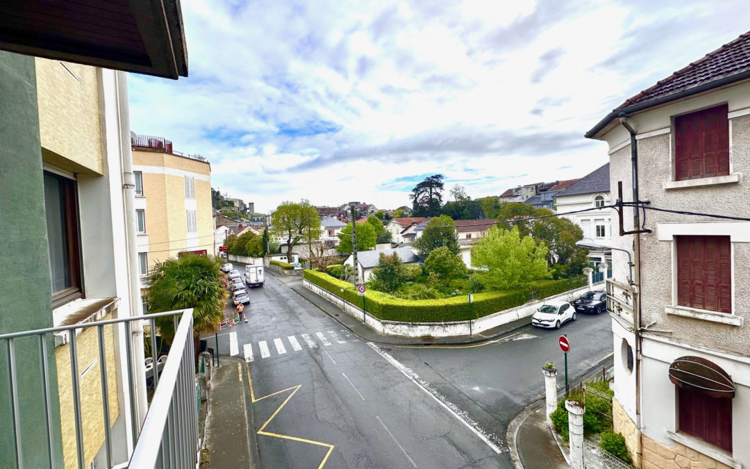 Appartement T3 avec garage et cave    A deux pas des Halles