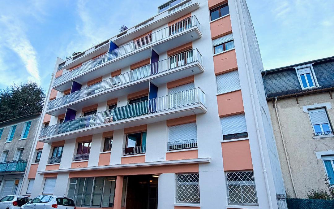 Appartement T3 avec garage et cave    A deux pas des Halles